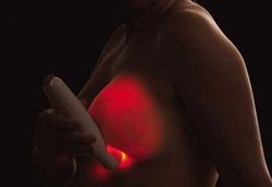 Deteksi Mudah Tumor Payudara Dengan Senter