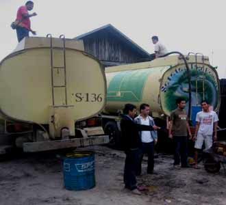 Penampungan CPO Illegal Terbongkar