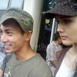 Senk Lotta-Fauzi Baadilah Bahagia Hanya 2 Tahun