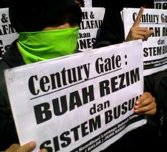 Demo Kecam Kasus Century