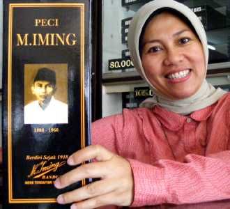 Peci Legendaris Mas Iming