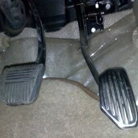 Pedal Gas Gantung Lebih Aman