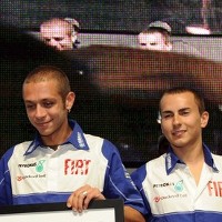 Lorenzo Tampak Angkuh, Rossi Apa Adanya