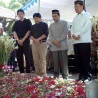 Anwar Ibrahim Ziarah ke Makam Gus Dur