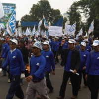 Demo di DPR Berangsur Bubar, Akses Menuju Slipi Kembali Dibuka