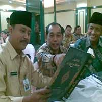 Al Quran Bayan Solusi Cepat Memahami Islam