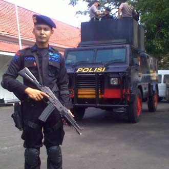 Gedung Grahadi Dijaga Ekstra Ketat