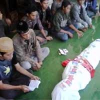 SBY Dianggap Gagal, Mahasiswa Gelar Tahlil dan Yasin 