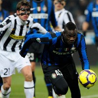 Balotelli Antar Inter ke Semifinal