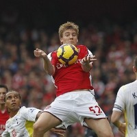 Bendtner Ngebet Terlibat