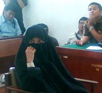 Arina, Istri Noordin M Top Bersaksi