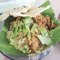 Ngobati Kangen Pecel Madiun
