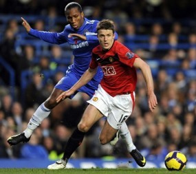 Chelsea-MU Saling Beri Tekanan