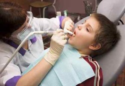 Groginya ke Dokter Gigi