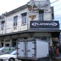 Hotel Bandung yang Dirundung Malang