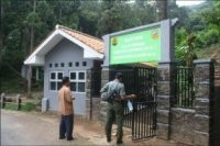 Vila Bodong Pejabat di TN Halimun Resahkan Warga