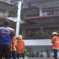 Hotel Santika Disimulasikan Terbakar, Wartawan Pilih Balik Kanan