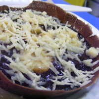 Burger di Atas Sarang Semut