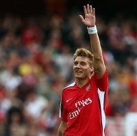 Fit, Bendtner Janjikan Hasil Positif