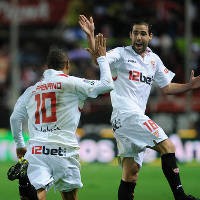 Sevilla Letakkan Satu Kaki di Final