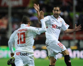 Sevilla Letakkan Satu Kaki di Final