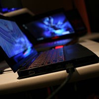 Inilah Laptop Gaming Paling Mungil