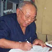 Mantan Wagub Jatim Trimarjono Wafat 