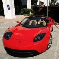 Tesla Roadster Mulai Bikin Setir Kanan