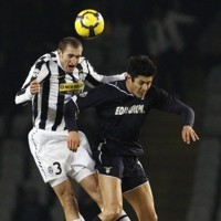 Chiellini Antusias dengan Konsep Tiga Bek