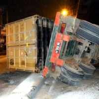 Truk Berhasil Dievakuasi, Tol Halim Kembali Normal 