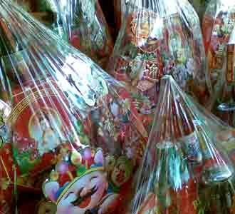 Laris Manis Bisnis Persel Imlek