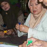 Ketrampilan Origami untuk Ibu-ibu PAUD