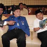 PD Gelar Paparan Visi Misi, Fandi Utomo Absen