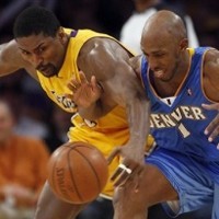 Nuggets Hentikan Kemenangan Kandang Lakers