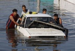 Banjir di Meksiko, 18 Tewas & 10 Ribu Warga Mengungsi