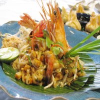 Slruup... Pedas Asam Mi Goreng Thai