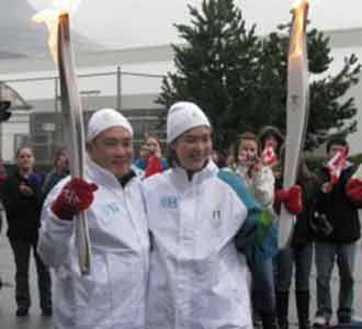 WNI Bawa Obor Olimpiade