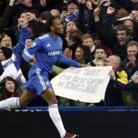 Chelsea dan MU Diintip dari Jauh