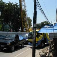 Ada Pengerjaan Flyover, Jl Bandengan Utara Macet