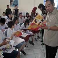 Arif Afandi Rayakan Hari Kasih Sayang dengan Anak YPAC