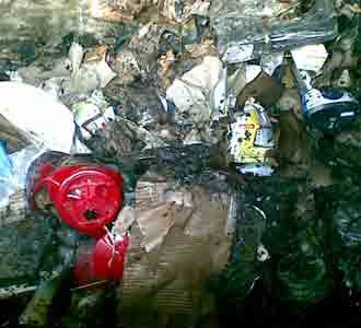 Gudang Peralatan Rumah Tangga Hangus