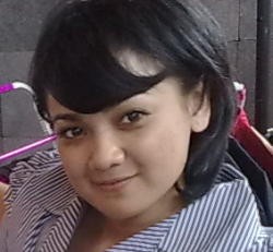Nirina Zubir Syok Bayinya Kuning