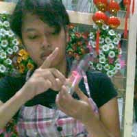 Jelang Valentine, Perangkai Bunga Kebanjiran Pesanan