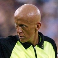 Collina Kembali Tampil