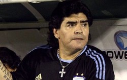 Maradona Tantang Pengkritiknya 