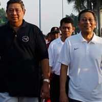  SBY-Boediono Jogging Bareng di Monas