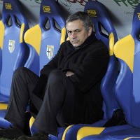 Mourinho Didenda Rp 230 Juta