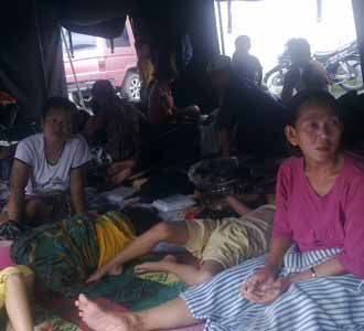 Korban Banjir Mengungsi