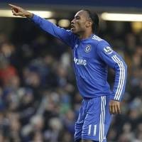 Drogba Siap Cetak Gol Lebih dari Rooney 