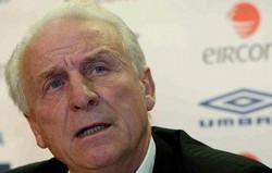 Trapattoni Tampik Nigeria